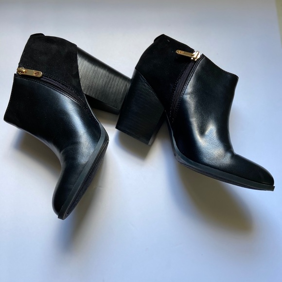 Tommy Hilfiger - Picture 4 of 5